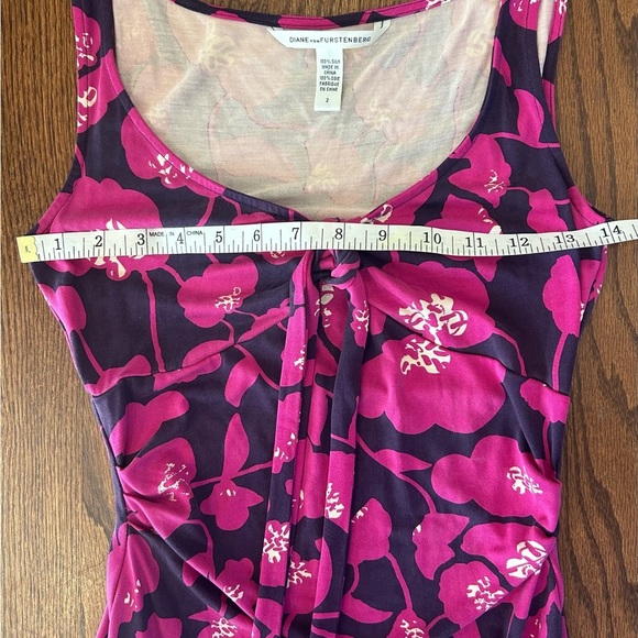 Diane Von Furstenberg 100% Silk Luxury Midi Fuschia Floral Sleeveless Dress Sz 2 - Picture 7 of 9